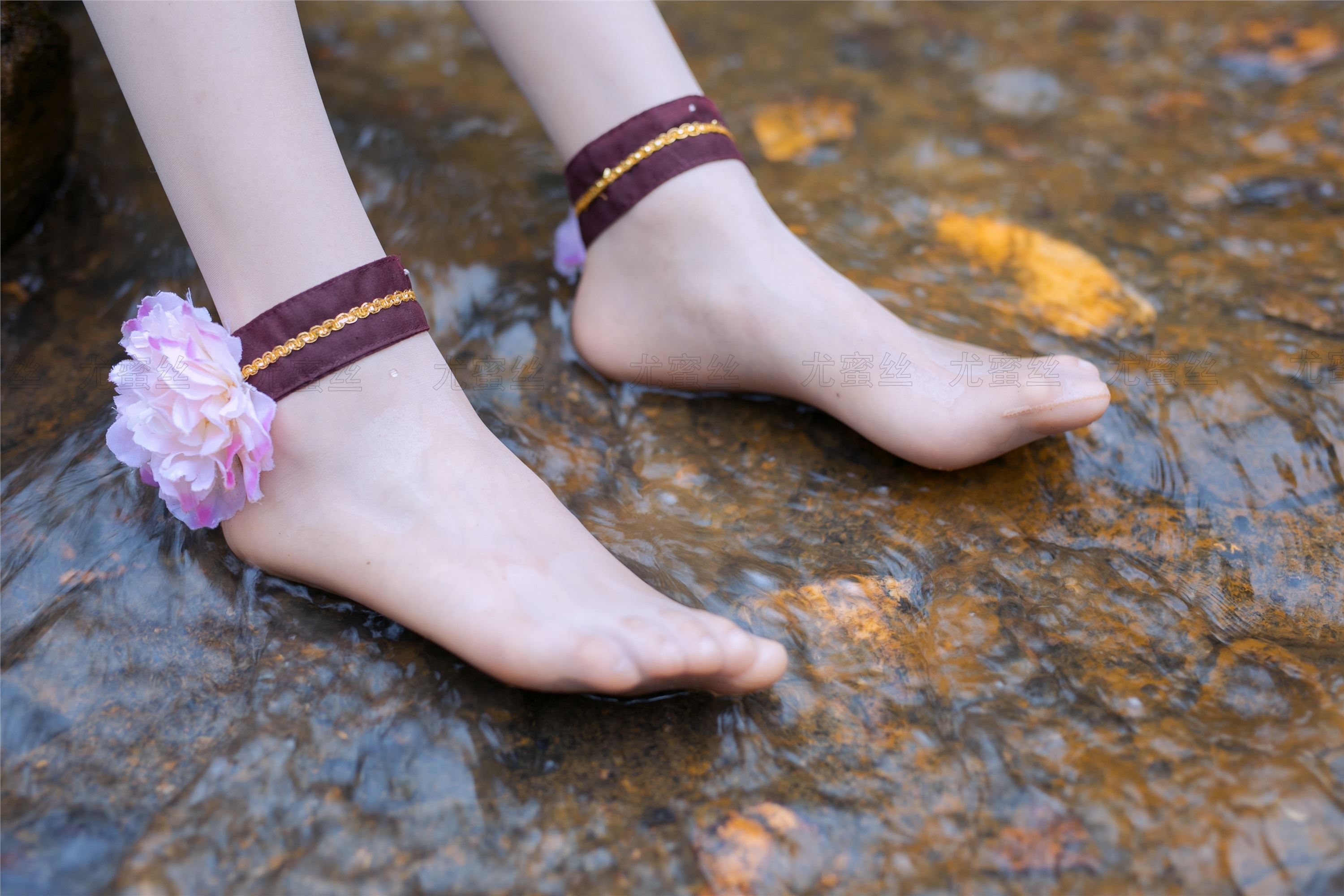 尤蜜丝 穿搭写真 NO.031